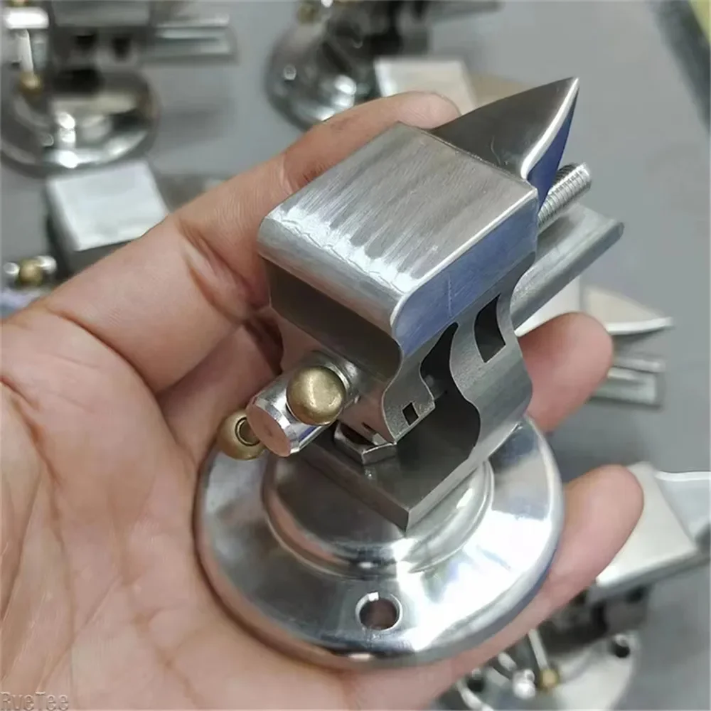 Regulowana mini imadło stołowe – Bench Vise Swivel recenzja i cena